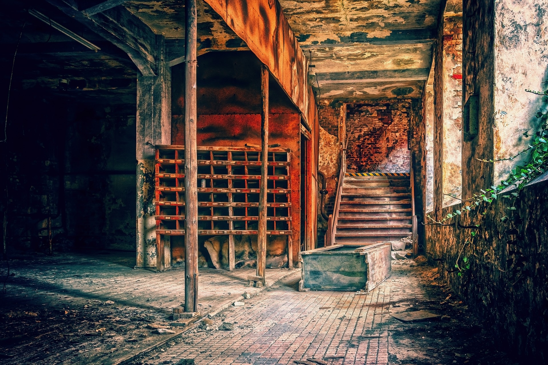 lost-places-4002610_1920