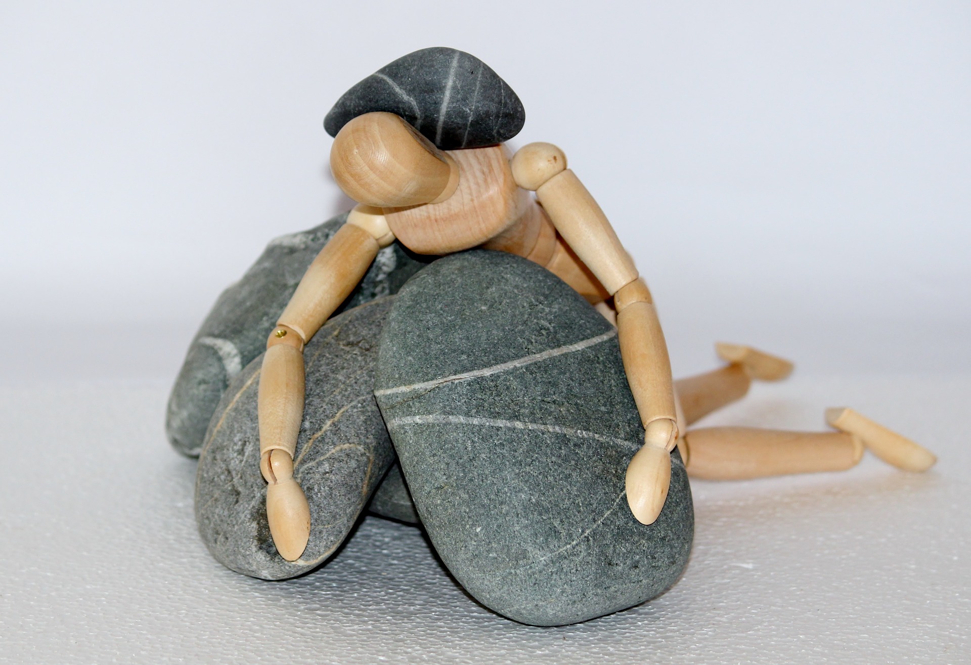 wooden-figure-g61156c794_1920